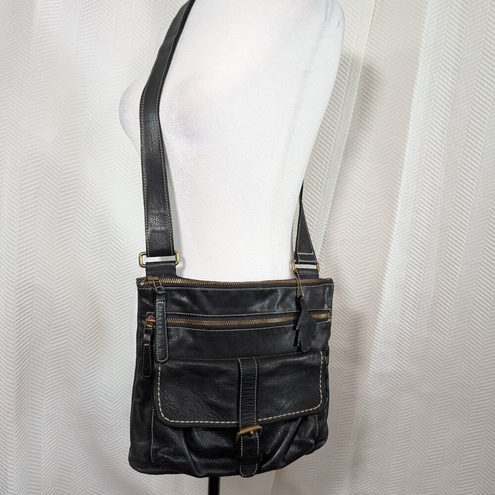 Roots Black Crossbody Purse Pebbled Leather Everyday Classic Bag Heritage Casual
